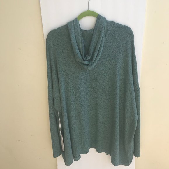 Young Fabulous & Broke Women's Plus Size Small Open Front Cardigan With Hoodie - Picture 3 of 7